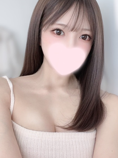 すず(22)