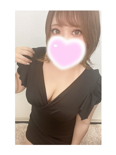 水川すみれ(26)