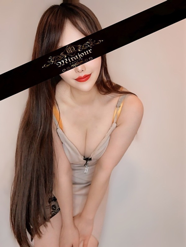 皇坂シェリー(28)