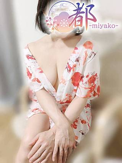 愛美(49)