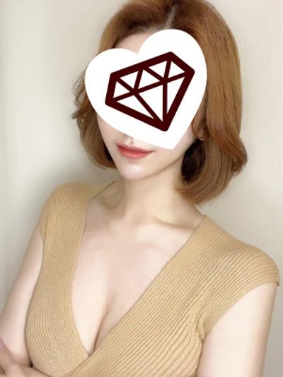 白花かれん(27)