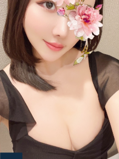 龍宮れいな(24)