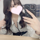 瑠璃川ひめか(21)