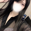 伍代なち(25)