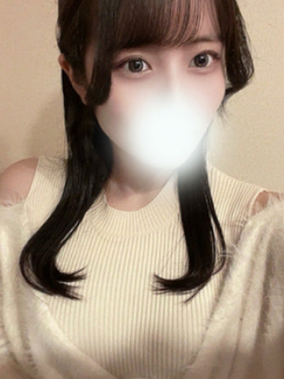 綾瀬ゆり(22)