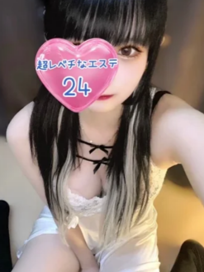 美波ミナ(19)