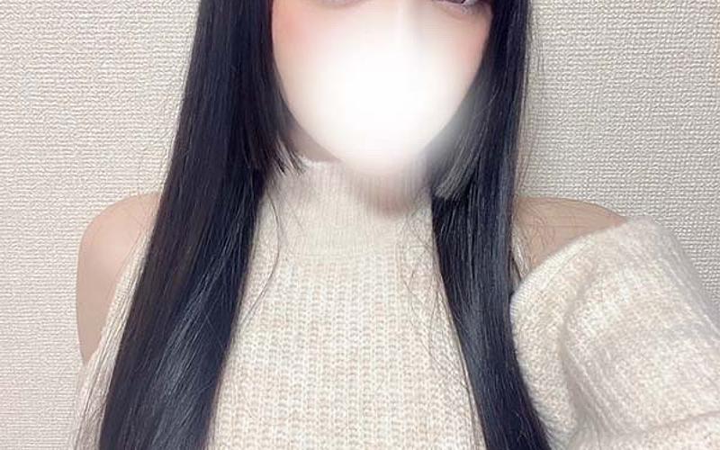 胡桃沢もも(22)