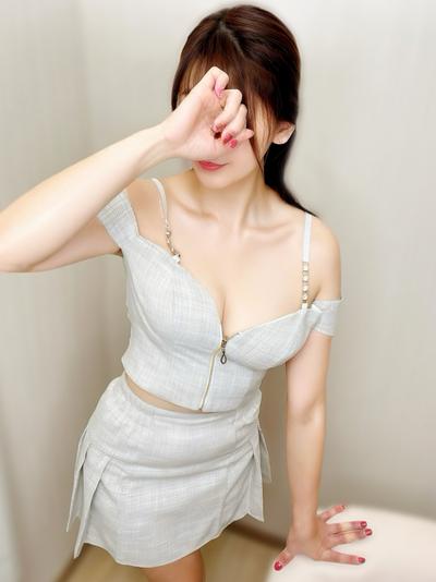 石岡 ゆりな (37)