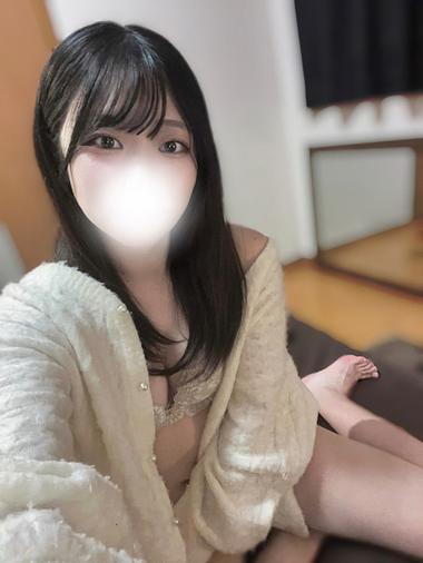 美波 さな (22)