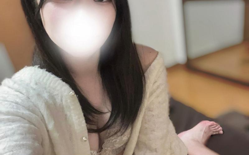 美波 さな (22)