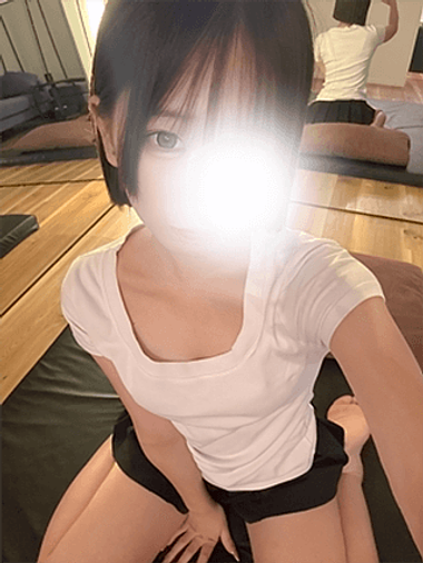 斉藤みなみ(18歳)