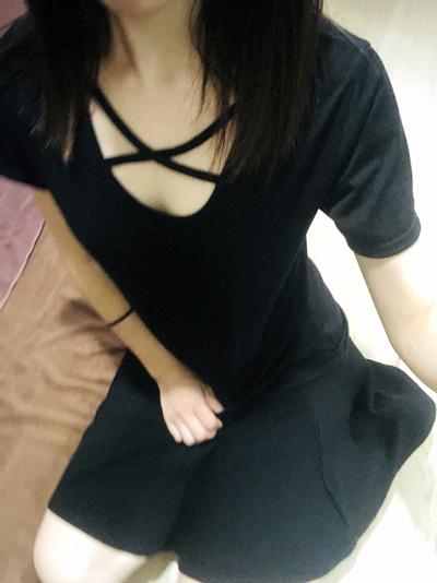 中村かりな(29)