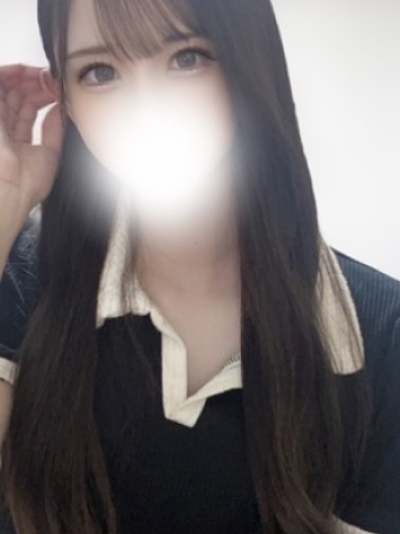 すず(22)