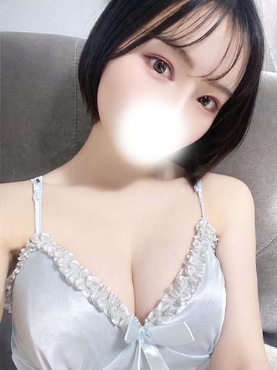 生粋れん(25)