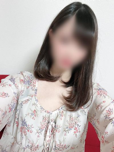 鈴村愛菜(20)