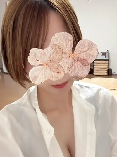 ゆり(25)