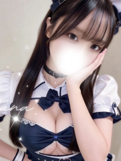 綾瀬るな(24)