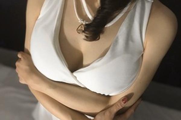 AROMA WIFE (アロマワイフ)