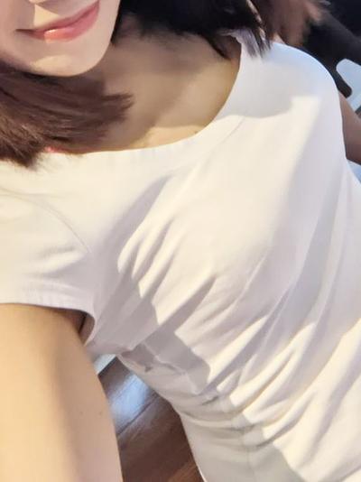 瑠美夏(32)