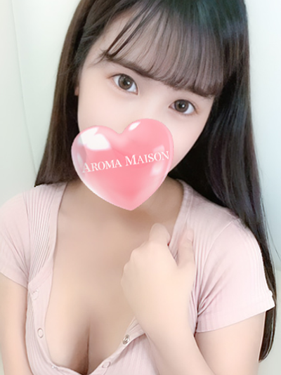 月城さな(26)