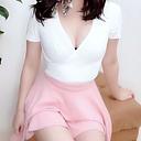 水沢らな(22)