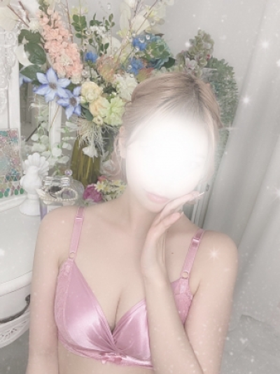 藤堂カエラ(20)
