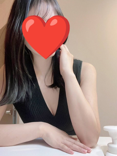 小松えりな(32)